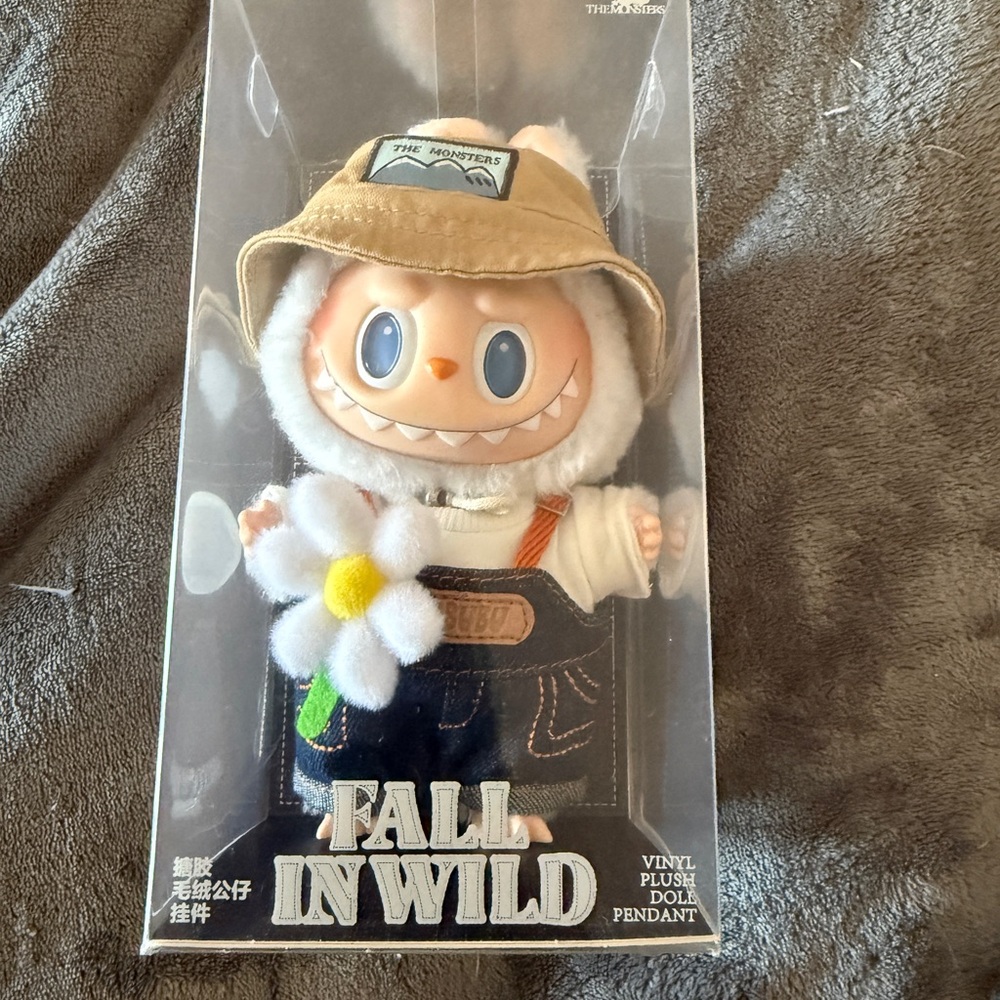 THE MONSTERS FALL IN WILD SERIES-Vinyl Plush Doll Pendant